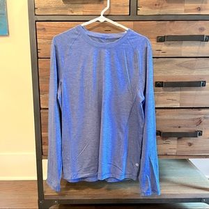 Men’s lululemon run long sleeve shirt in blue. Size medium. Good condition.